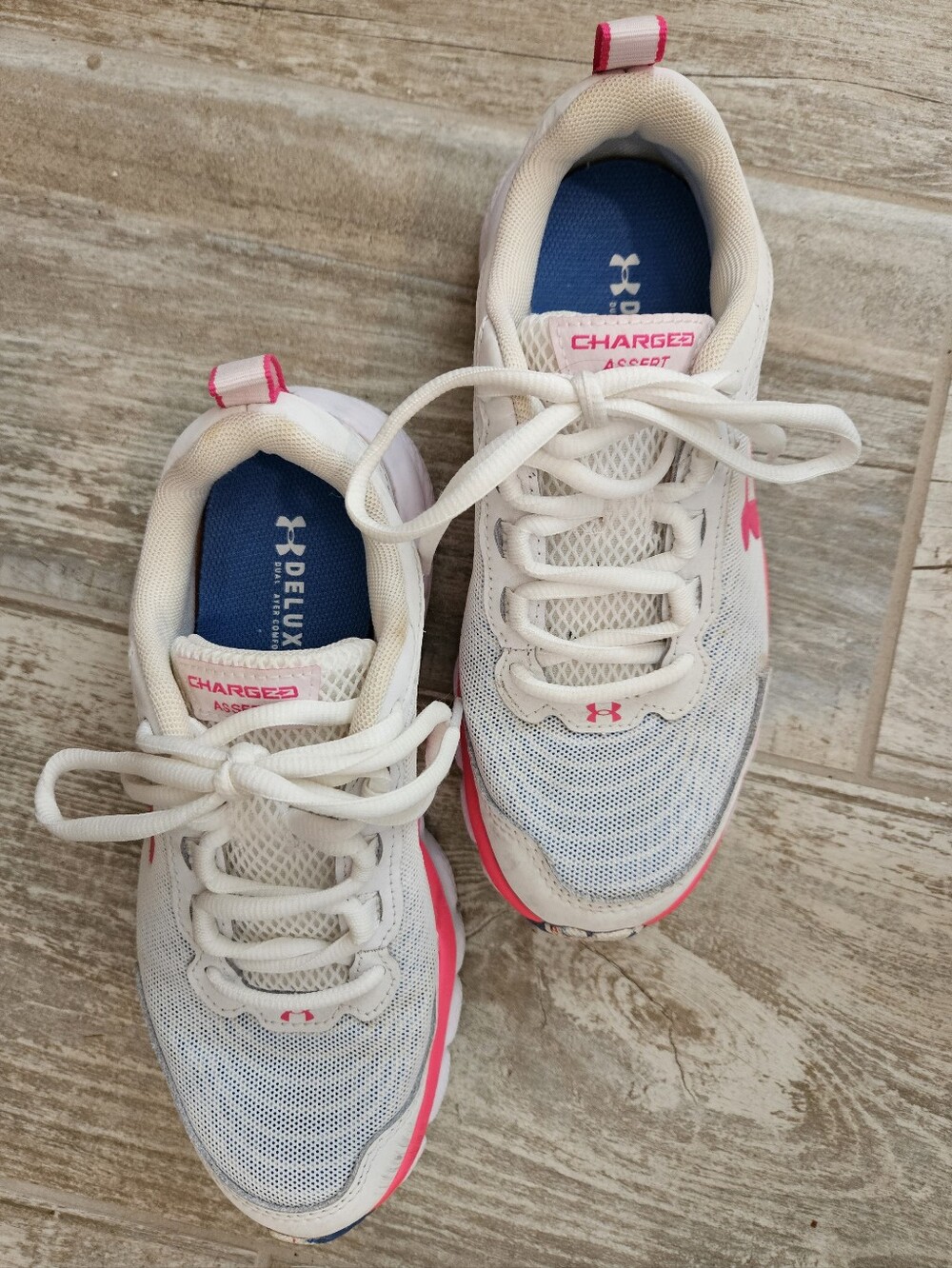 Women's Under Armour Charged Assert Tennis Shoes - Picture 2 of 5